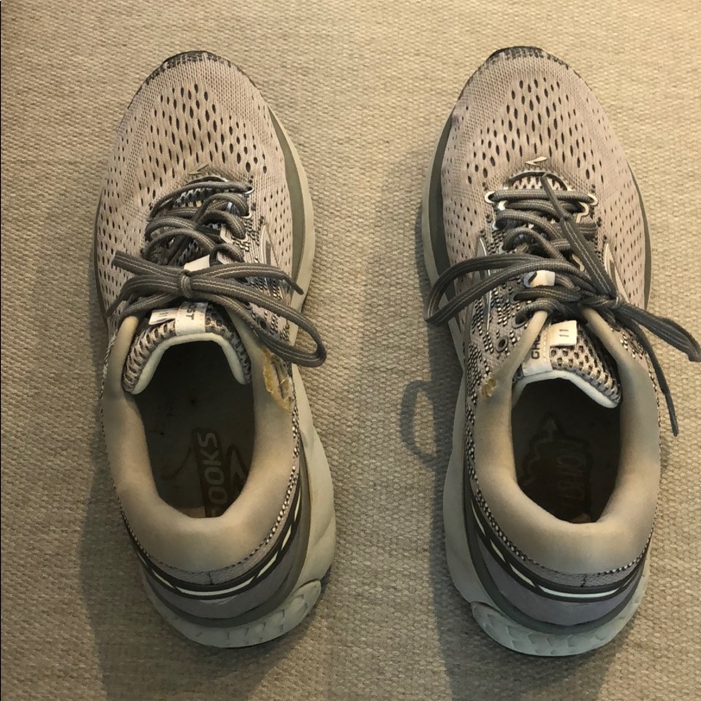Womens Brooks Ghost 11 Running Shoe